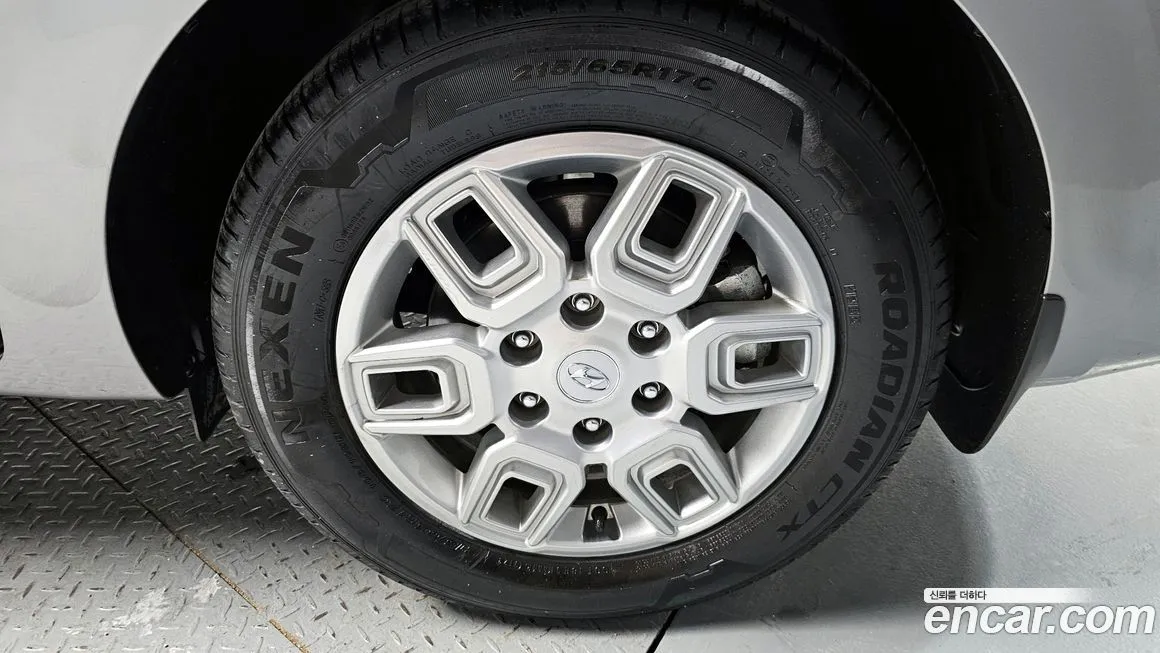 Hyundai Staria 2023 из KR, фото 3