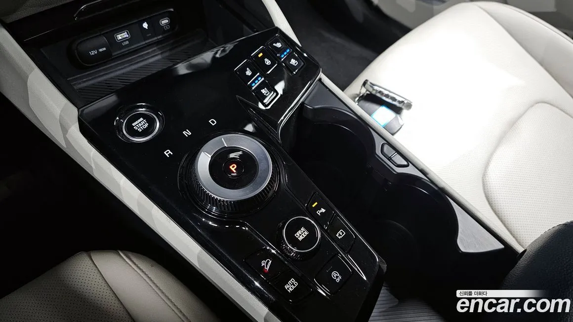 Kia Sportage — фото 9