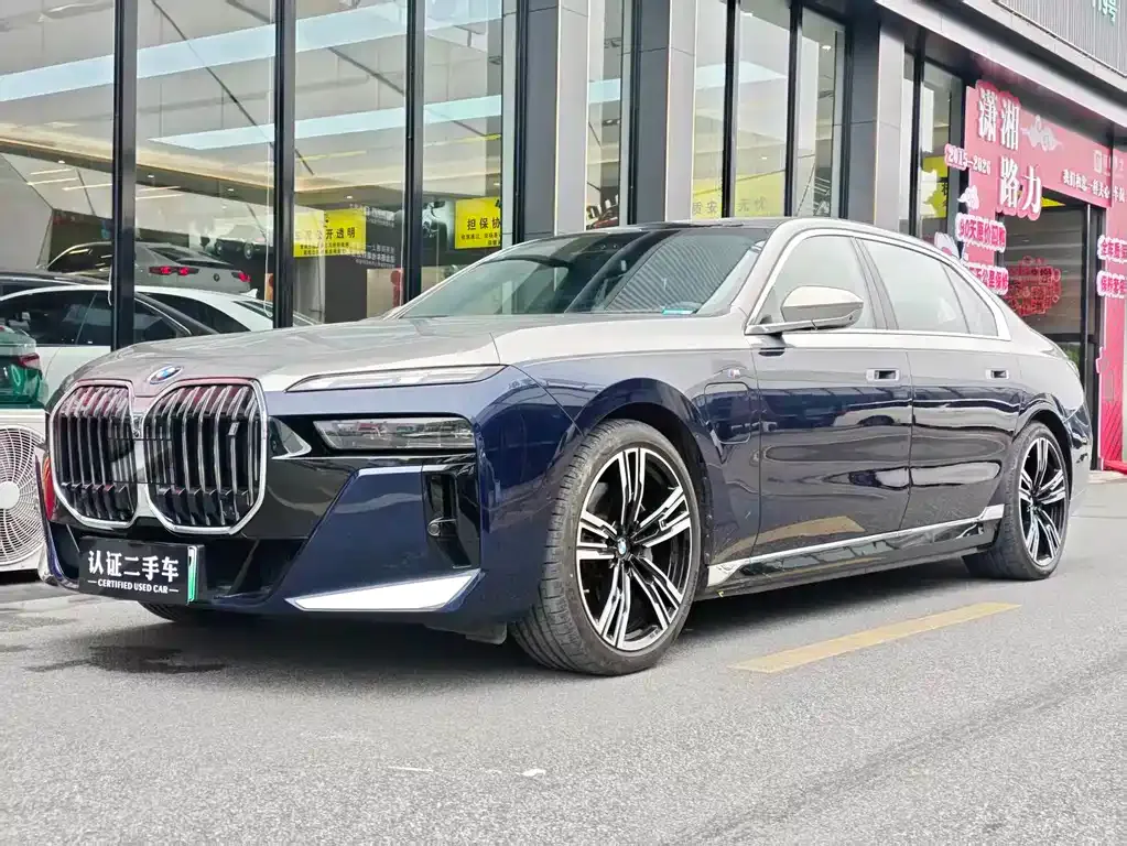 BMW i7 2024 из CN, фото 1