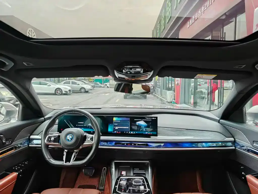 BMW i7 2024 из CN, фото 5