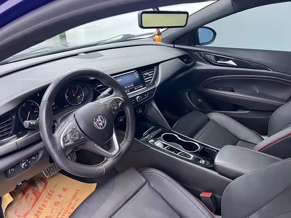 Buick Regal — фото 10