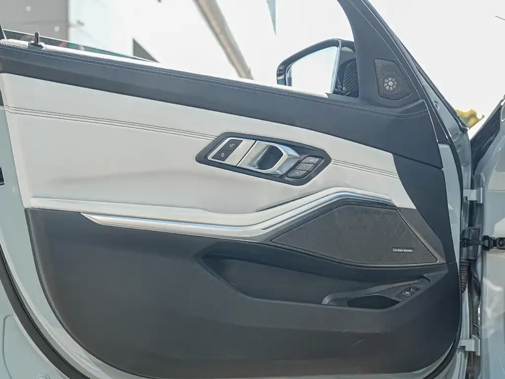 BMW M3 2024 из CN, фото 5