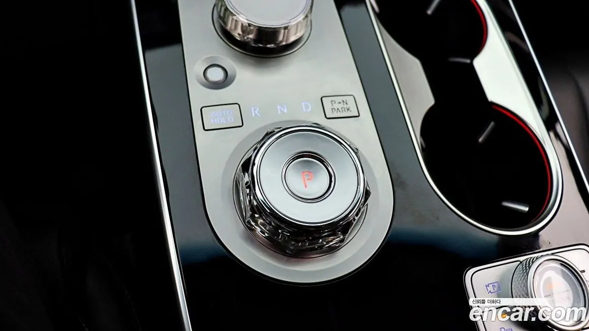 Genesis GV80 — фото 2