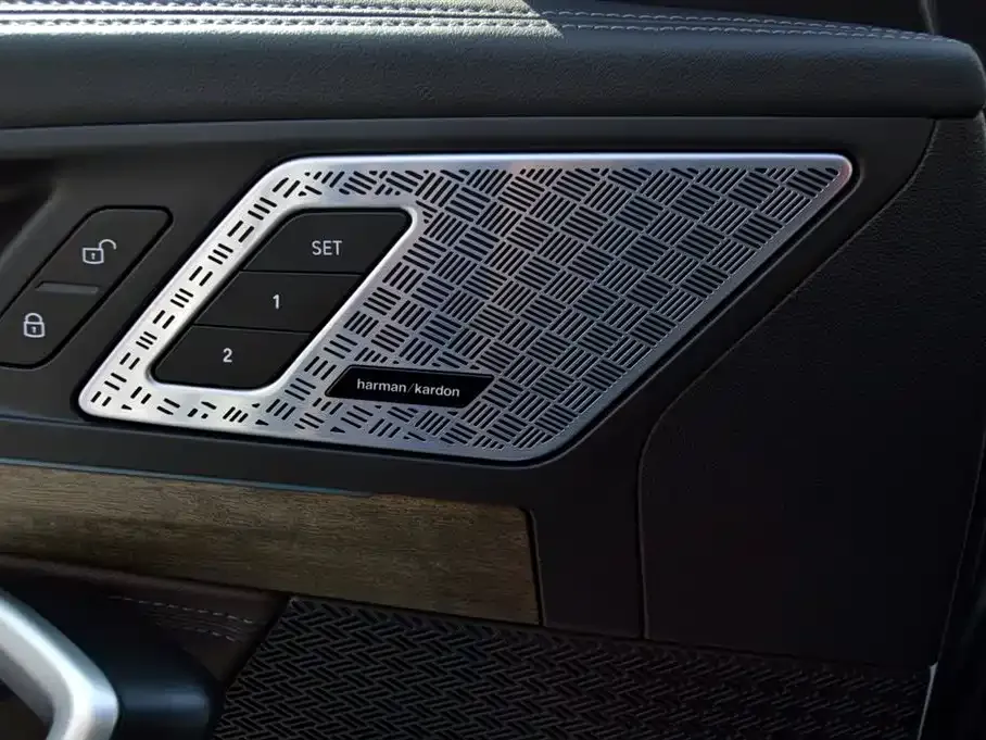 BMW iX1 2024 из CN, фото 9