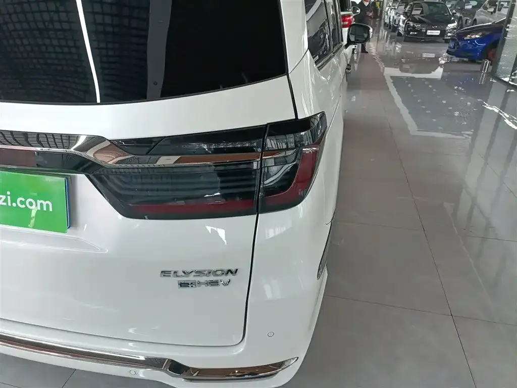 Honda Elysion 2022 из CN, фото 7