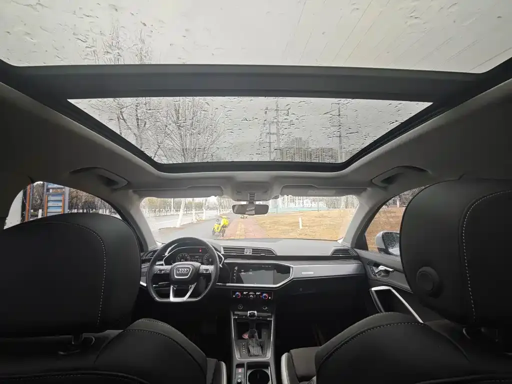 Audi Q3 2022 из CN, фото 4