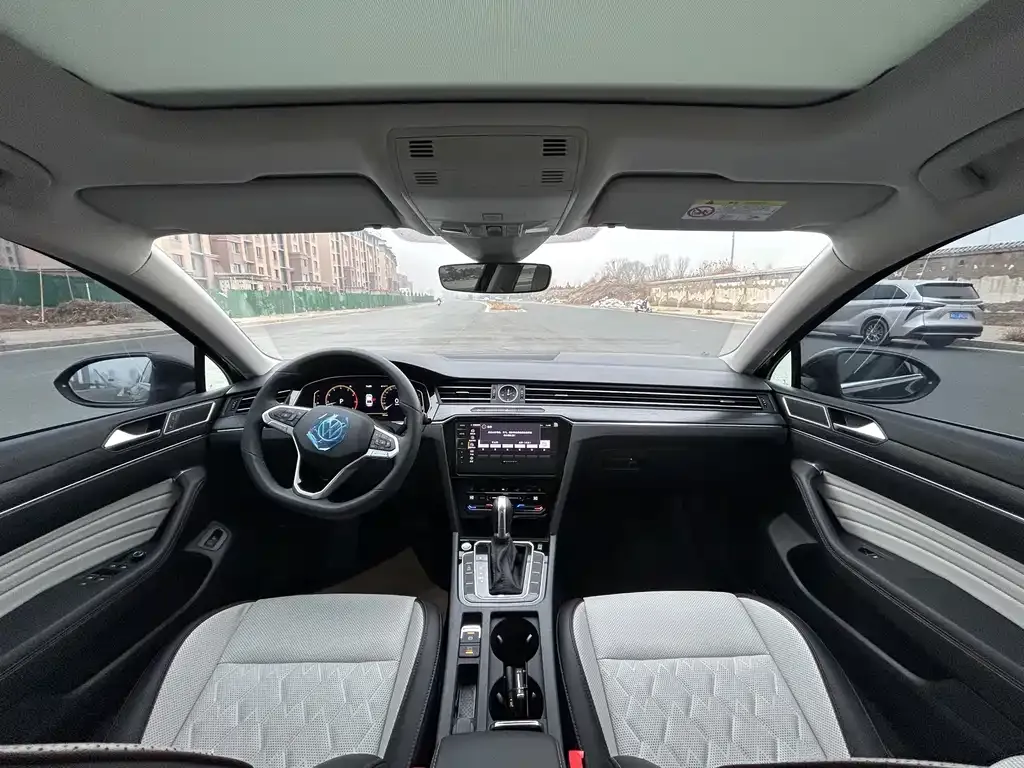 Volkswagen Magotan 2026 из CN, фото 7