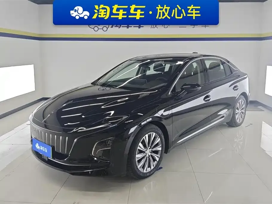 Hongqi E-QM5 — фото 1