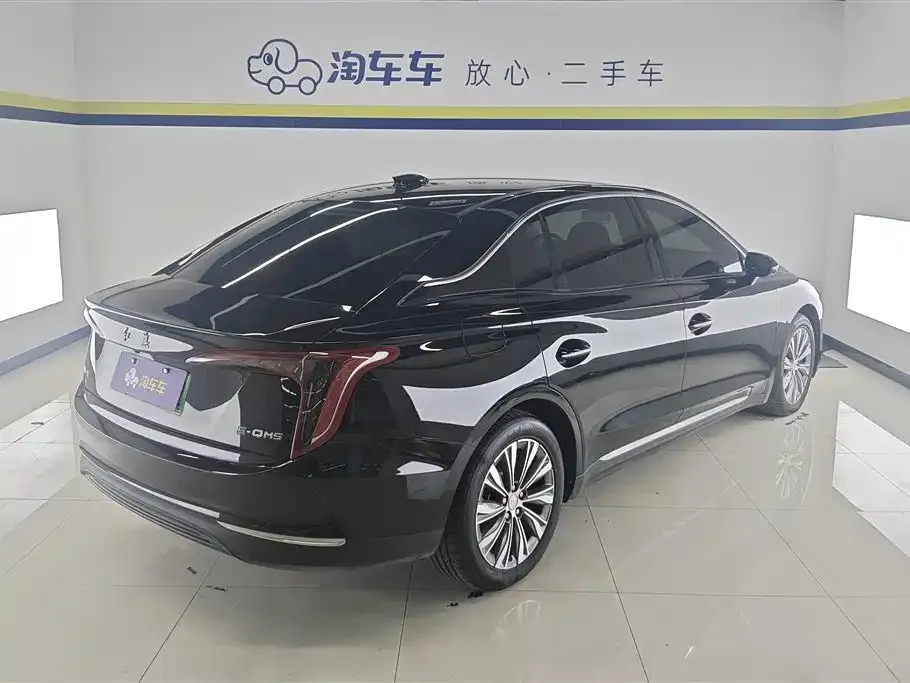 Hongqi E-QM5 — фото 2