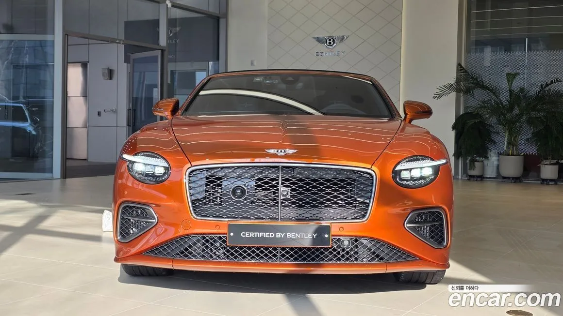 Bentley Continental 2025 из KR, фото 10