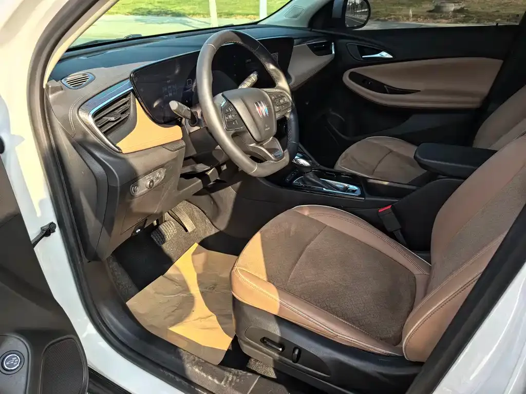 Buick PLUS 2024 из CN, фото 2