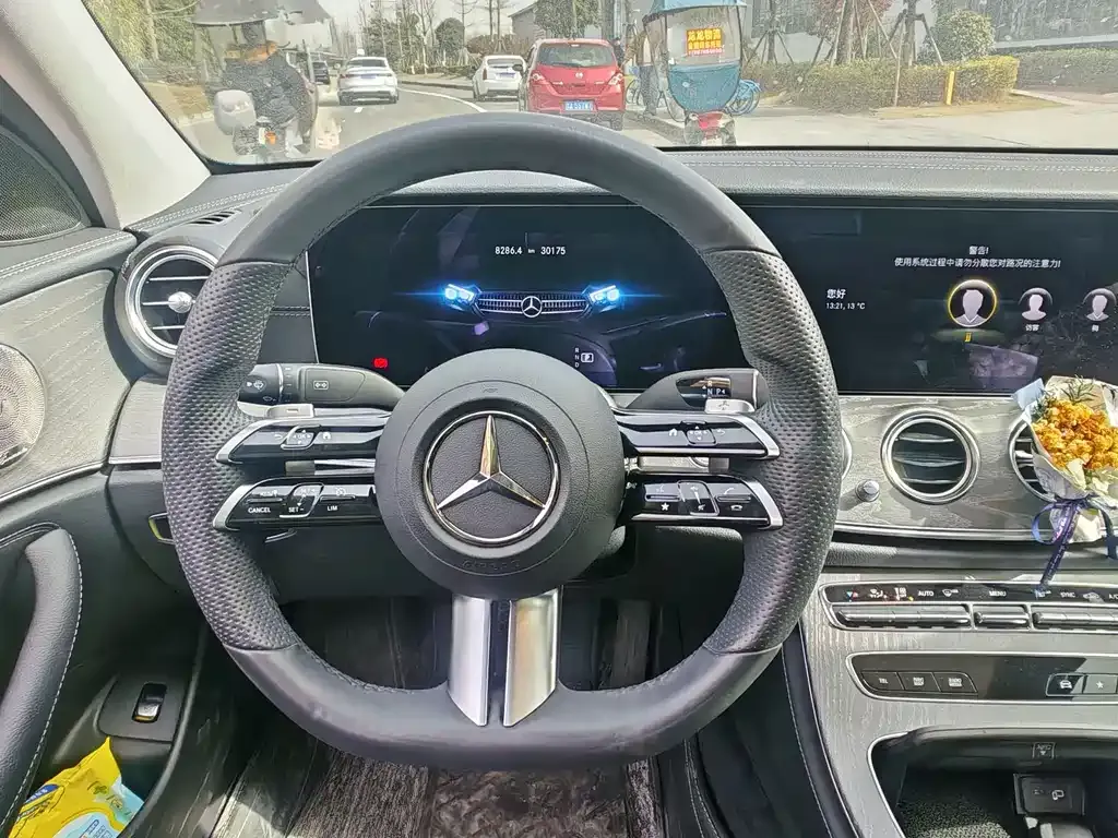 Mercedes-Benz E-Class 2022 из CN, фото 8