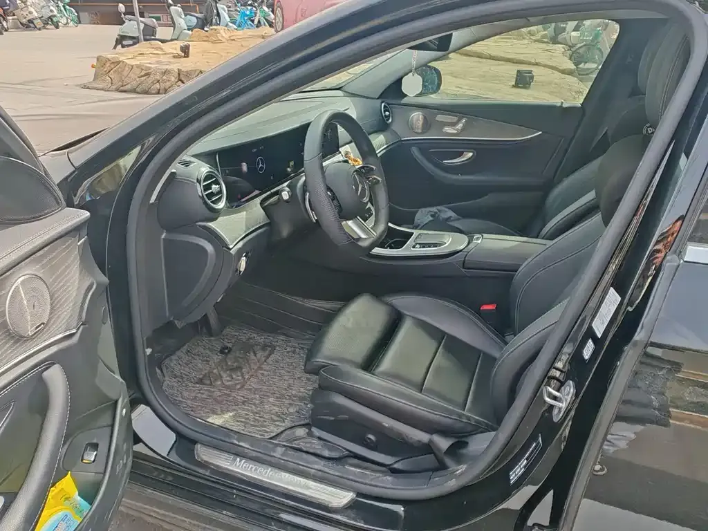 Mercedes-Benz E-Class 2022 из CN, фото 2