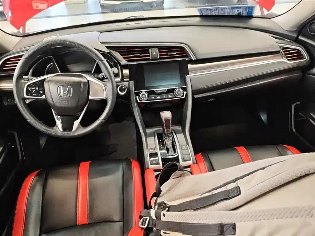 Honda Civic — фото 2