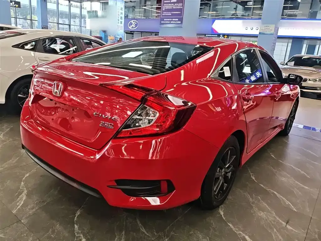 Honda Civic — фото 4