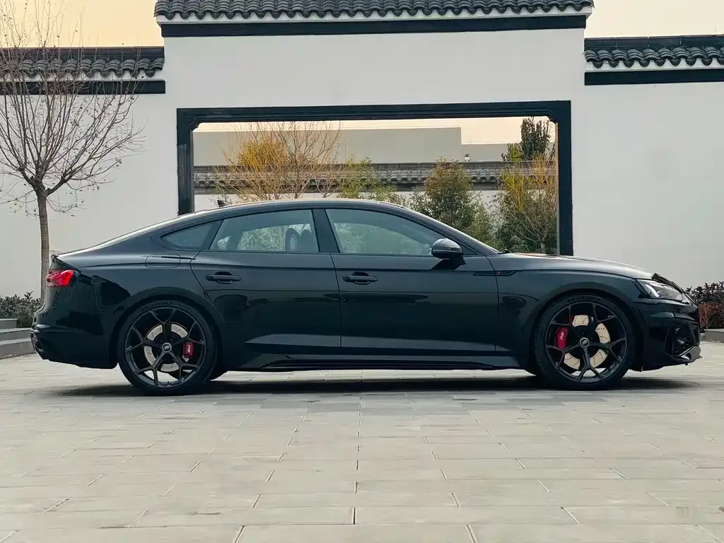 Audi RS 5 — фото 7