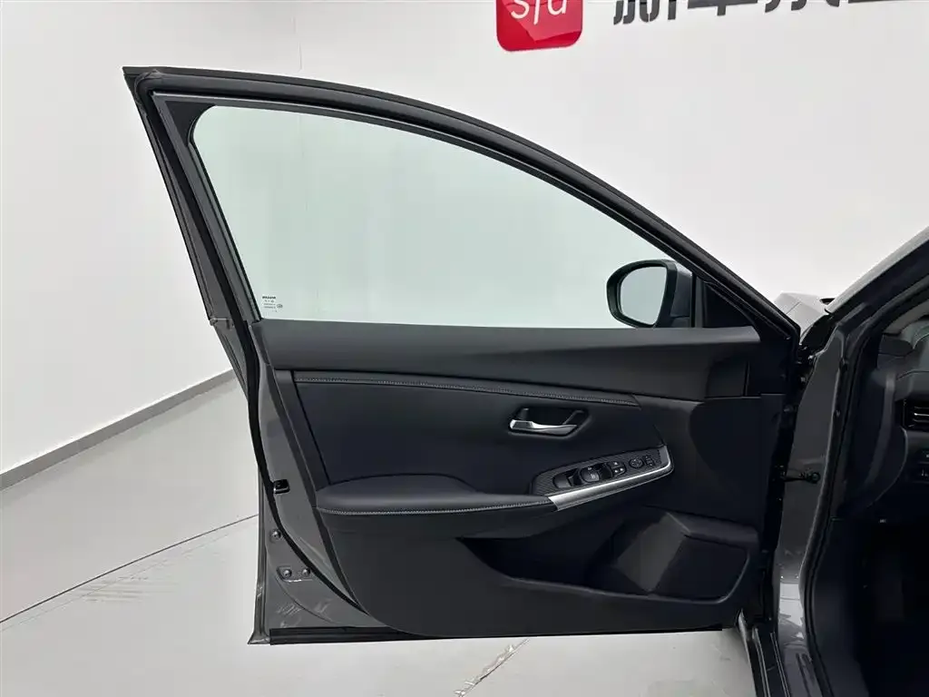 Nissan Sylphy 2023 из CN, фото 8