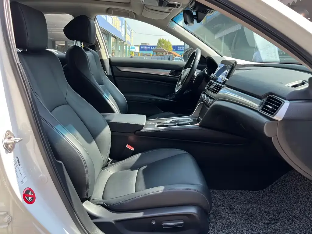 Honda Accord 2021 из CN, фото 10