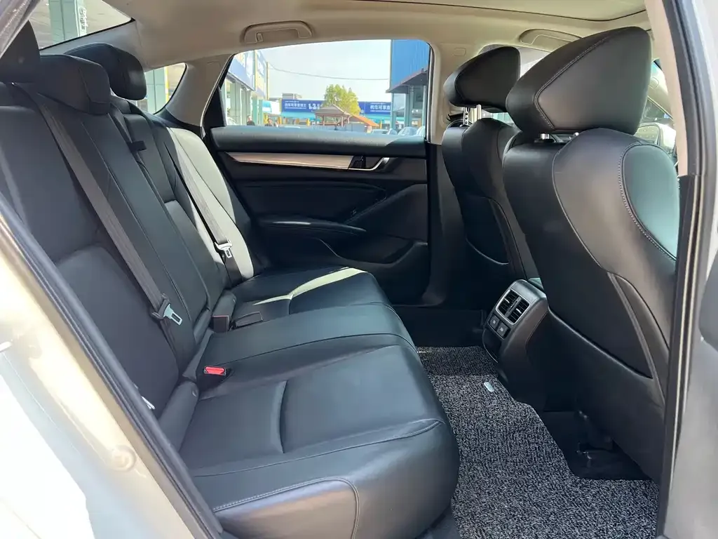 Honda Accord 2021 из CN, фото 9