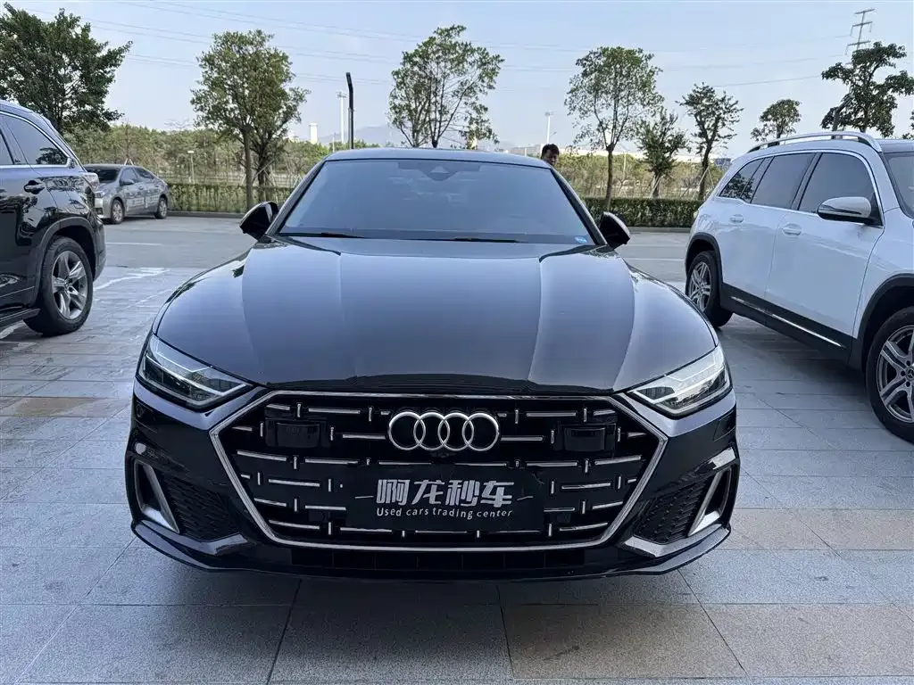 Audi A7L 2024 из CN, фото 7
