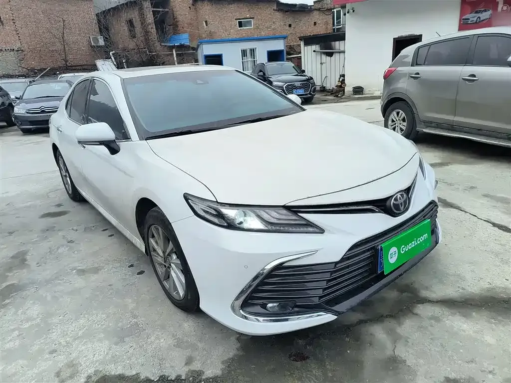 Toyota Camry 2023 из CN, фото 9