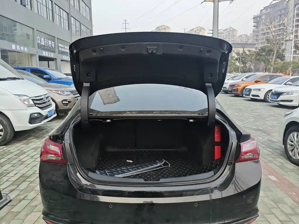 Chevrolet Malibu XL 2022 из CN, фото 8