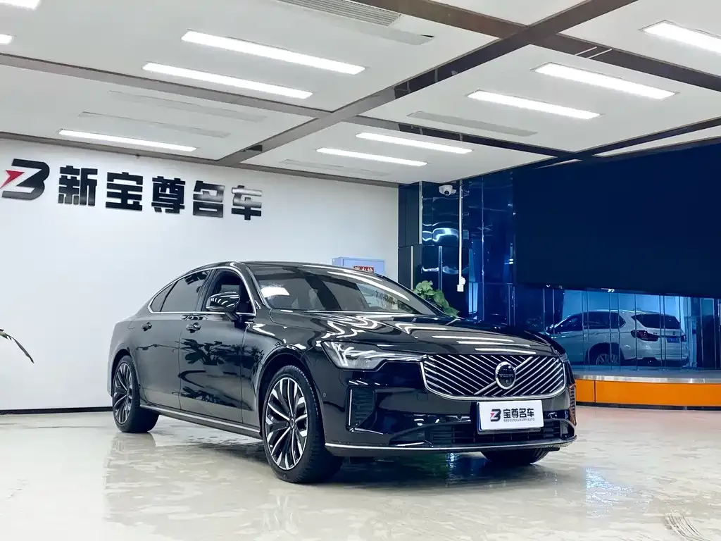 Volvo S90 — фото 3