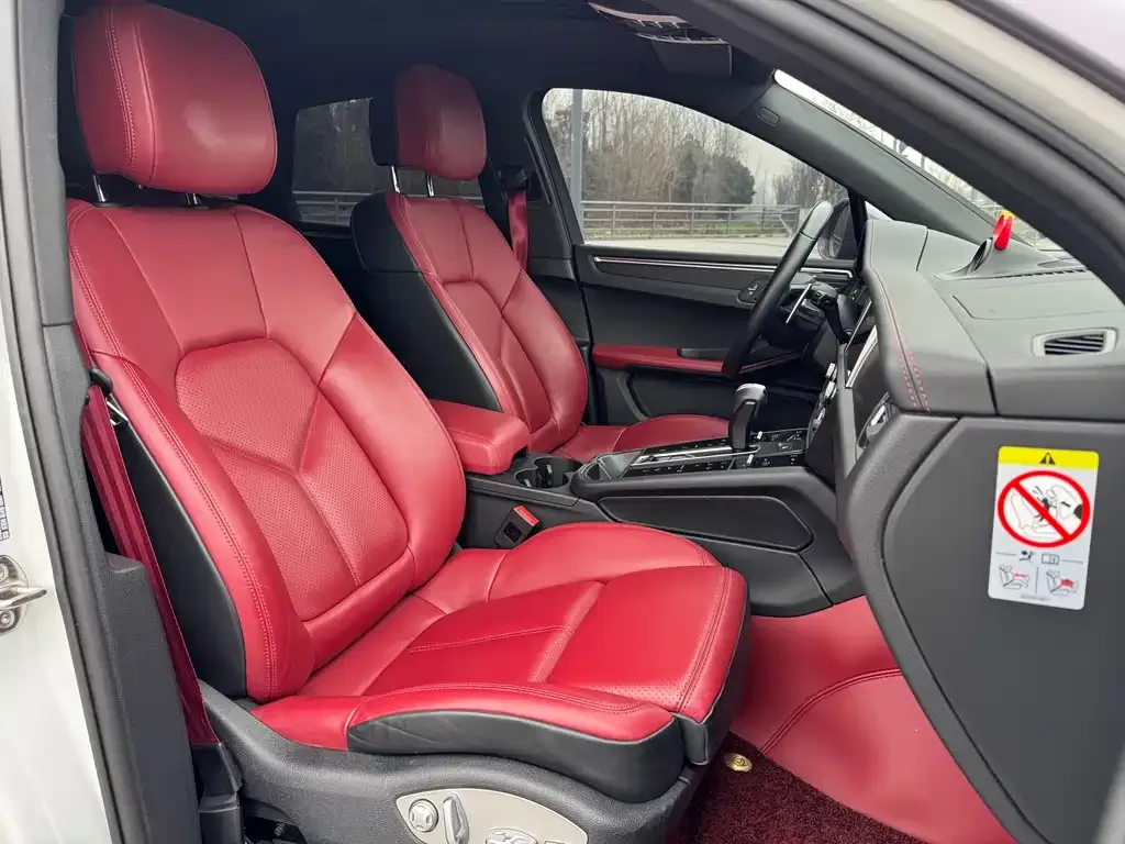 Porsche Macan 2023 из CN, фото 8