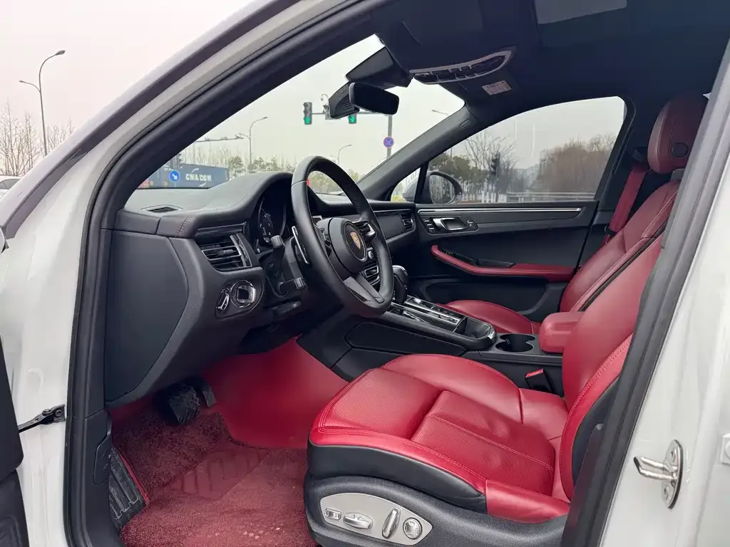 Porsche Macan 2023 из CN, фото 4