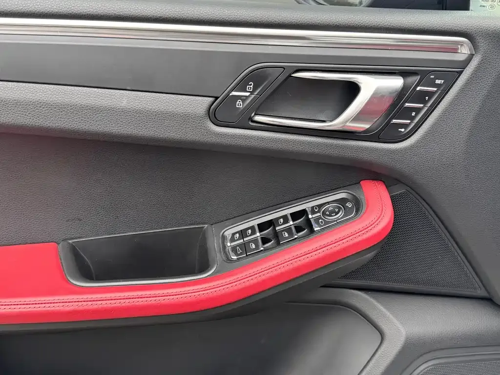 Porsche Macan 2023 из CN, фото 6