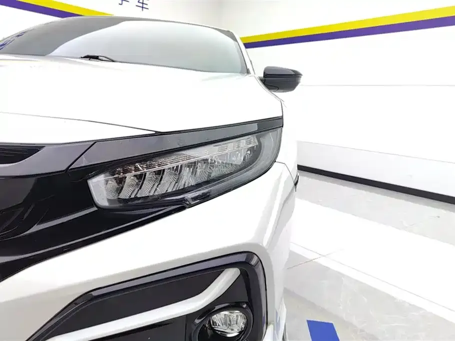 Honda Civic — фото 3