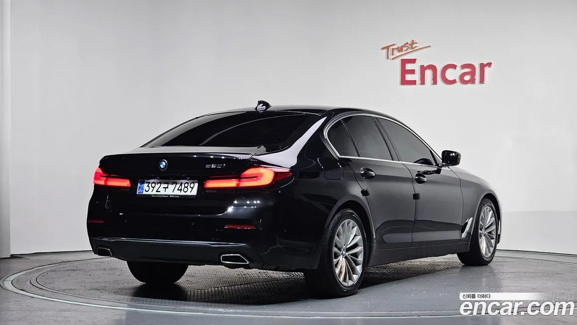 BMW 5-Series 2023 из KR, фото 9