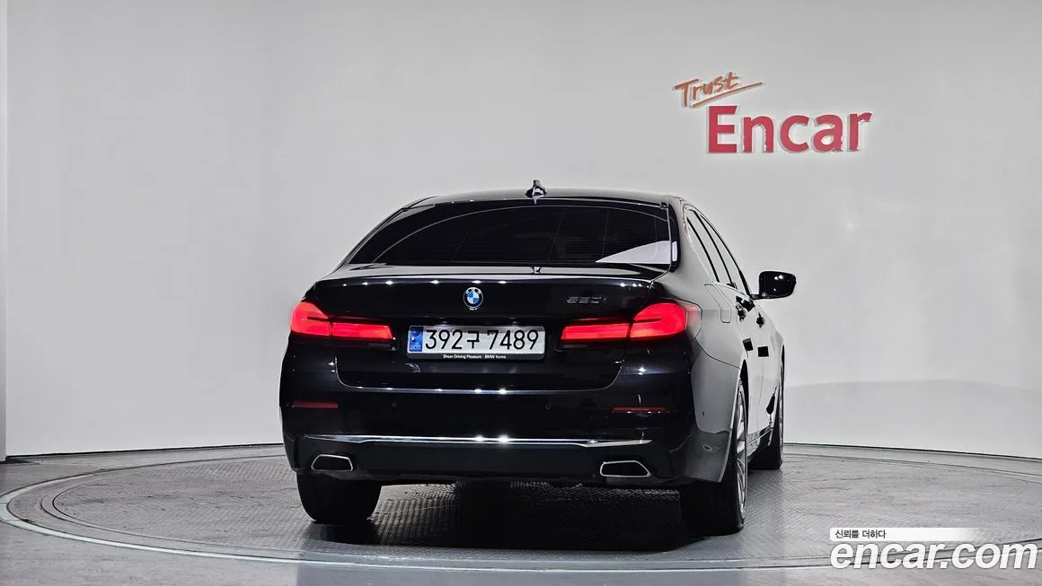 BMW 5-Series 2023 из KR, фото 8