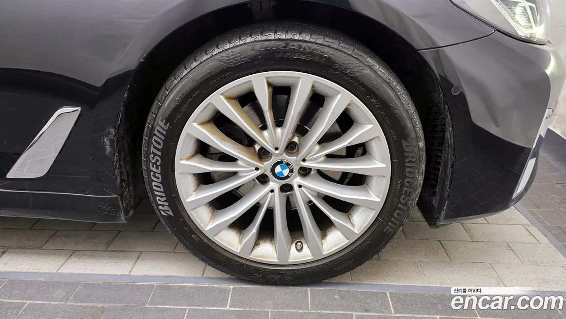 BMW 5-Series 2023 из KR, фото 5
