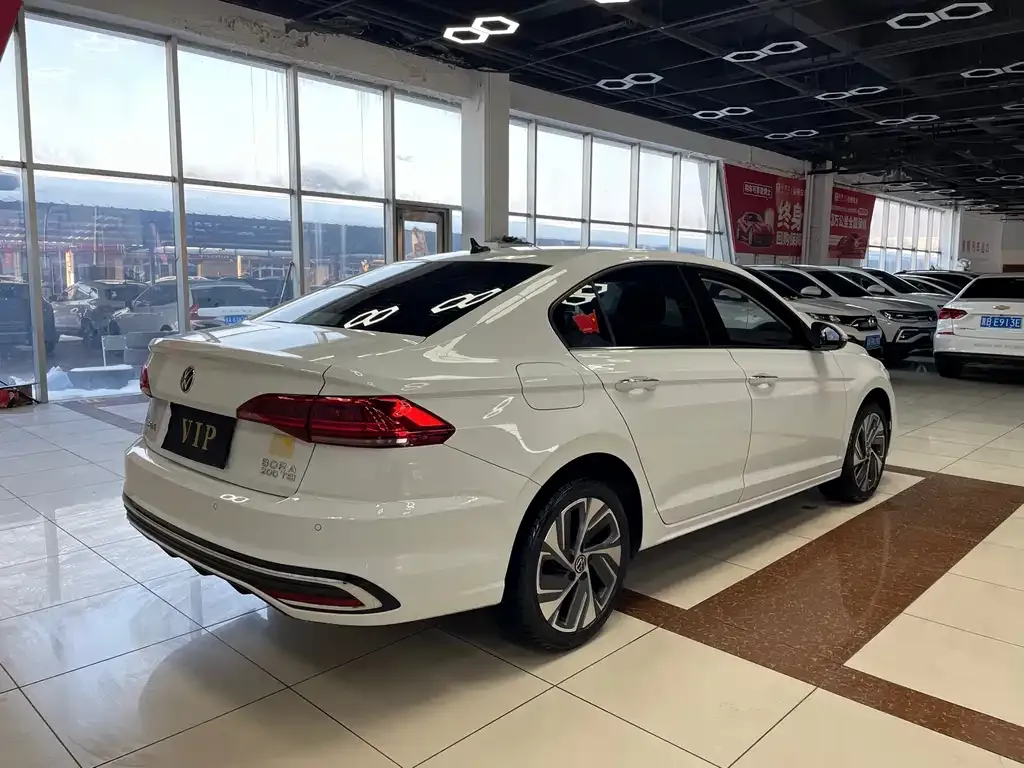 Volkswagen Bora 2023 из CN, фото 9