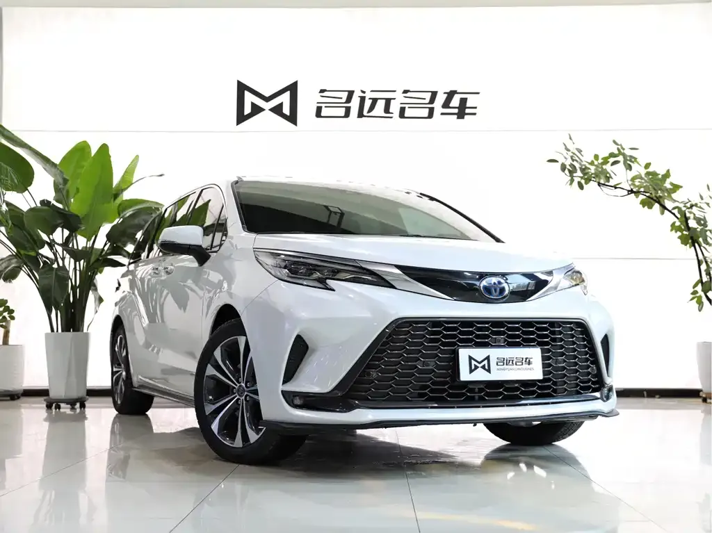 Toyota Granvia 2023 из CN, фото 7