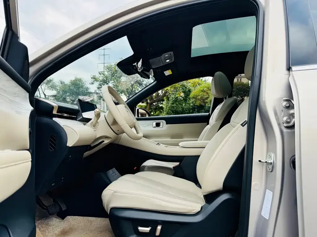 Wuling Xingguang S 2024 из CN, фото 3