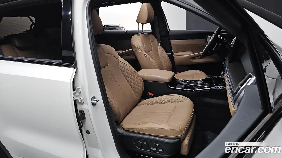 Kia Sorento — фото 9
