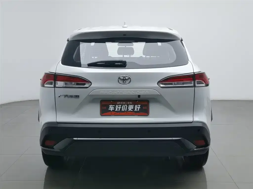 Toyota Frontlander 2023 из CN, фото 4