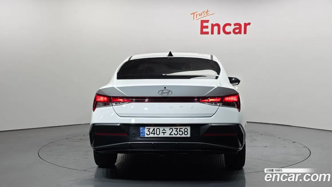 Hyundai AVANTE — фото 4