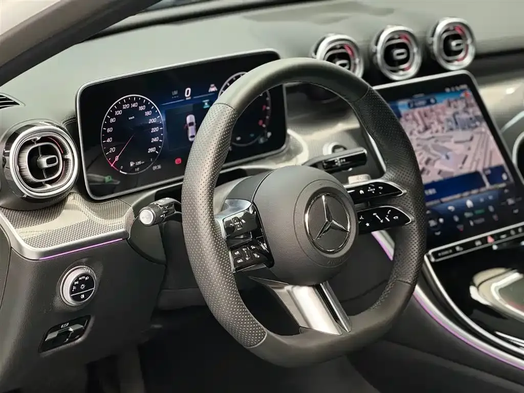Mercedes-Benz C-Class — фото 9