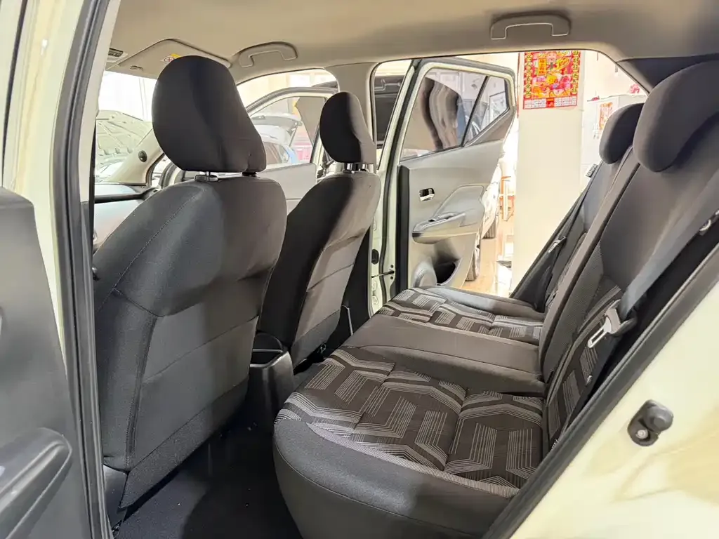 Nissan Kicks 2021 из CN, фото 10