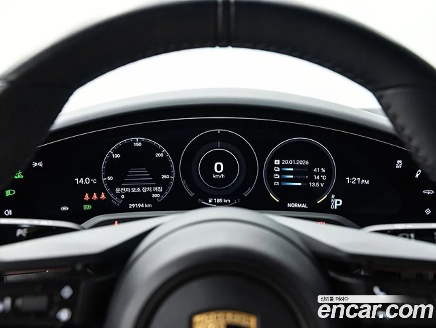 Porsche Taycan 2024 из KR, фото 2