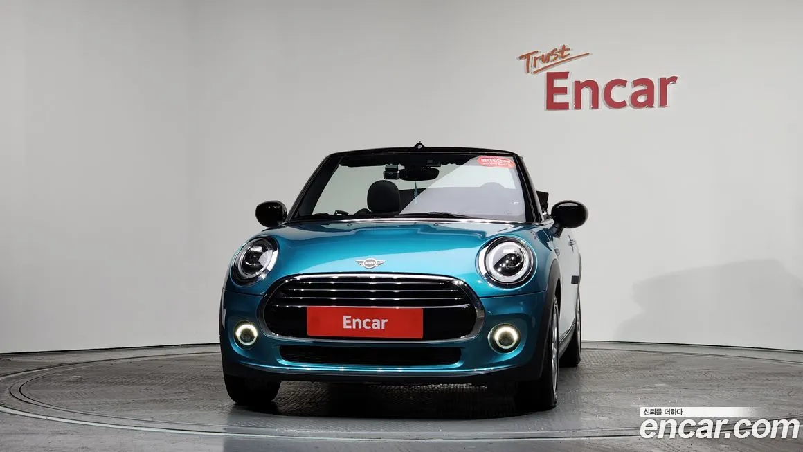 Mini Cooper Convertible 2021 из KR, фото 2