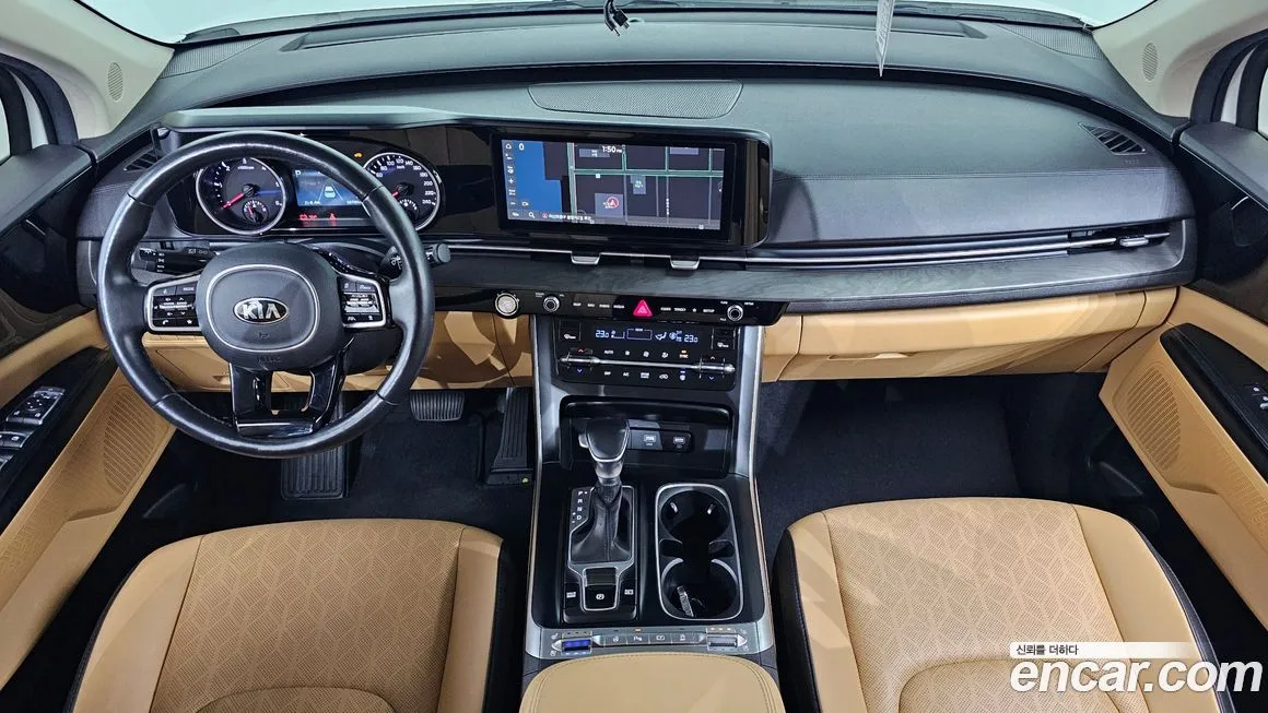 Kia Carnival — фото 10