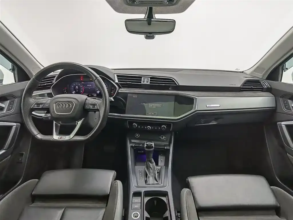 Audi Q3 Sportback 2021 из CN, фото 7