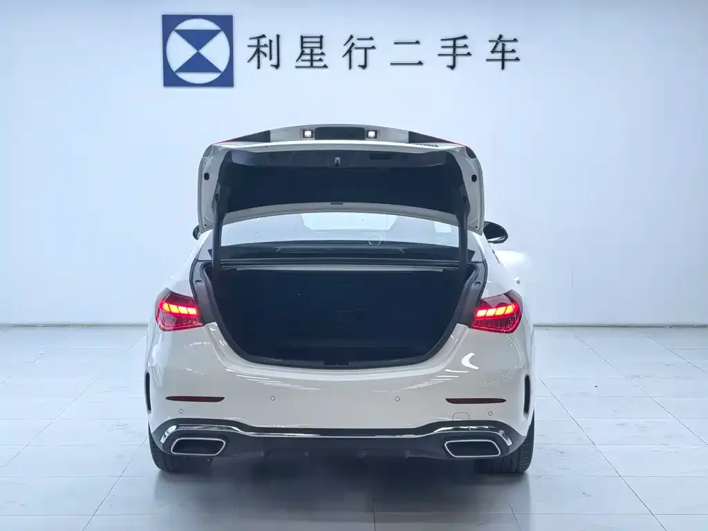 Mercedes-Benz C-Class 2024 из CN, фото 6