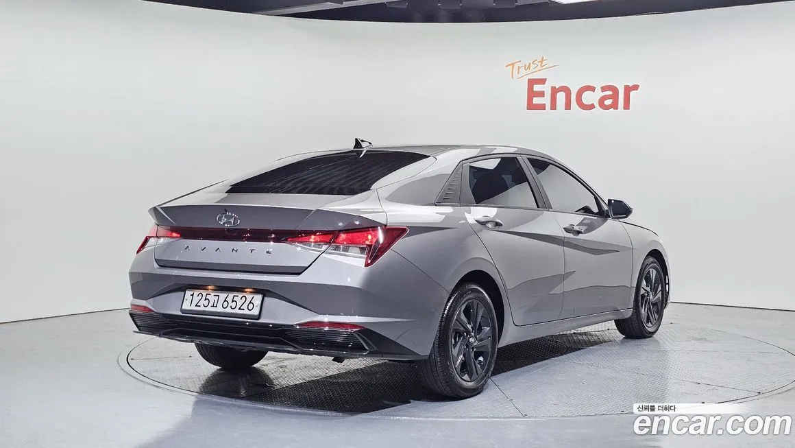 Hyundai AVANTE — фото 2