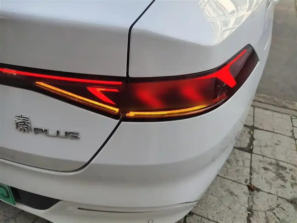BYD Qin PLUS 2022 из CN, фото 2