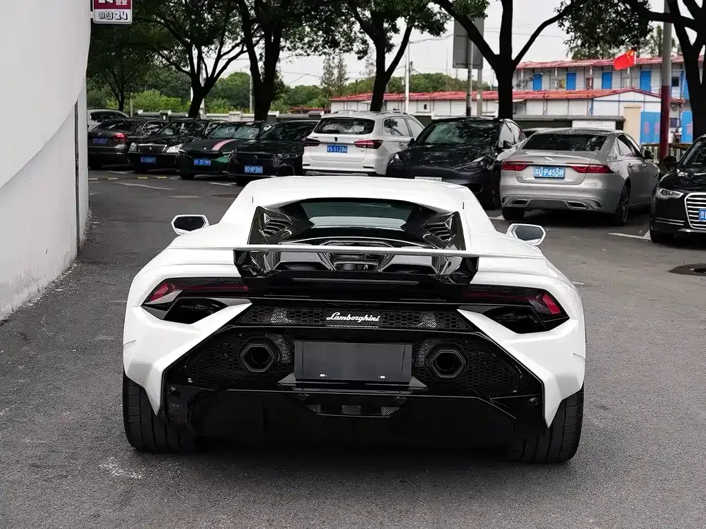 Lamborghini Huracan 2024 из CN, фото 10